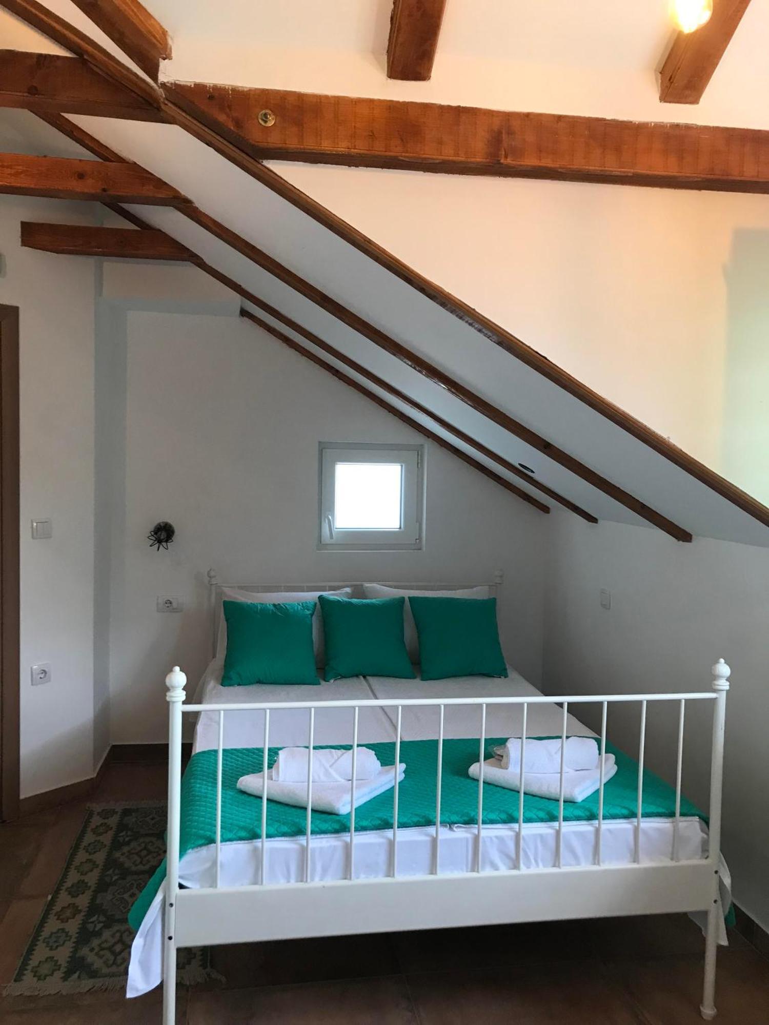 Apartments Pkt Delux Nis Ngoại thất bức ảnh